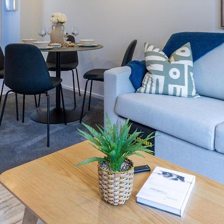 Urban Park Escape 2 Bed 2 Bath W/Carpark Lejlighed Christchurch Eksteriør billede